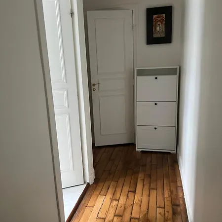 Apartment Porte De Versailles